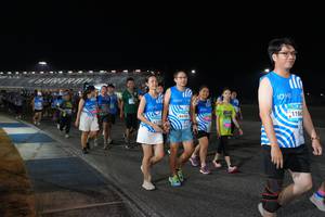 BIB: 6310, 100, 64105, 1186
                            <button type="button" onclick="openModal(22824029)" class="btn btn-primary btn-sm float-right btn-popup" data-toggle="modal" data-target=".modal-high-quality">
                        <i class="fas fa-shopping-cart"></i> Add to Cart
                    </button>
                                            <button type="button" onclick="isThisMe(22824029, true)" class="btn btn-success btn-sm float-right btn-popup btn-isme hidden" data-toggle="tooltip" data-placement="bottom" title="นี่คือรูปของคุณใช่ไหม คลิกที่นี่เพื่อเอาเข้าอัลบั้ม">
                        <i class="fas fa-plus"></i> Add to album
                    </button>
                    <button type="button" onclick="isThisMe(22824029, false)" class="btn btn-warning btn-sm float-right btn-popup btn-isnotme hidden">
                        <i class="fas fa-ban"></i> Remove from album
                    </button>